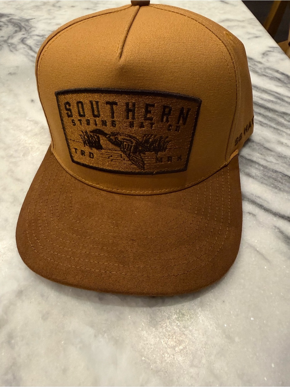 Southern String Hat Co. Golden Tan Hat and Razor - Picture 2 of 8